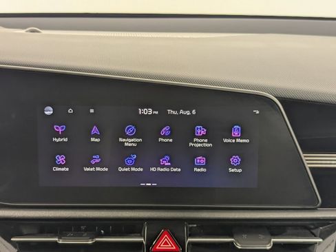 Used 2023 Kia Niro EX FWD image 18