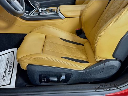 Used 2020 BMW M8 Convertible image 25