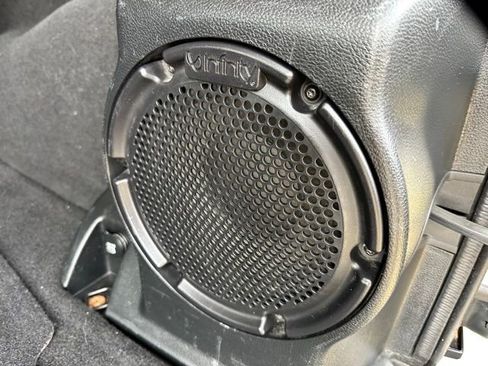 Used 2012 Jeep Wrangler Unlimited Sahara w/ Dual Top Group image 8