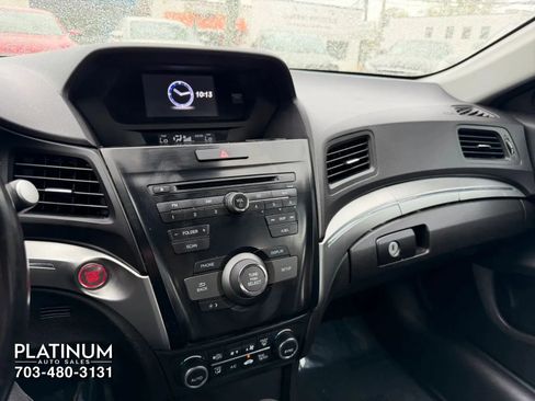 Used 2020 Acura ILX FWD image 11