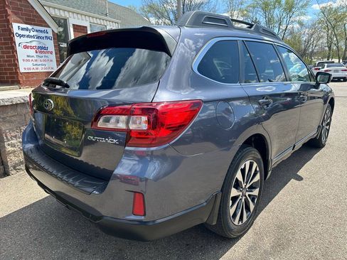 Used 2015 Subaru Outback 2.5i Limited AWD/4WD image 8