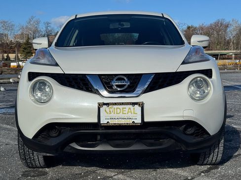 Used 2015 Nissan Juke SV w/ Cold Weather Package image 2