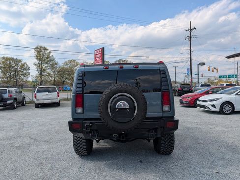 Used 2005 HUMMER H2 w/ Preferred Equipment Group image 8