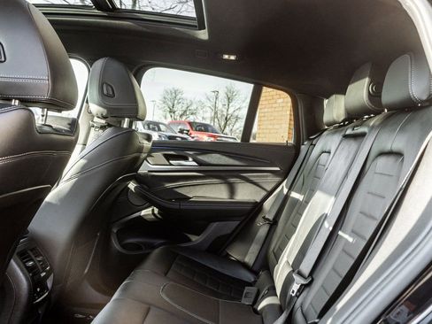 Used 2024 BMW X4 M image 36