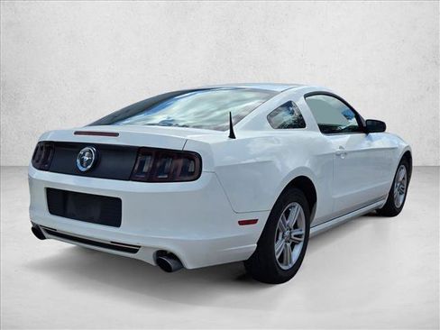 Used 2013 Ford Mustang Coupe RWD image 5