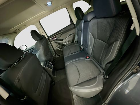 Used 2024 Subaru Forester Premium AWD/4WD image 29