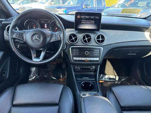 Used 2020 Mercedes-Benz GLA 250 4MATIC image 12