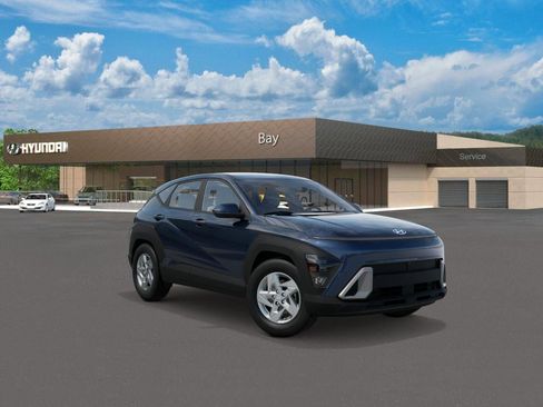 New 2026 Hyundai Kona SE image 2