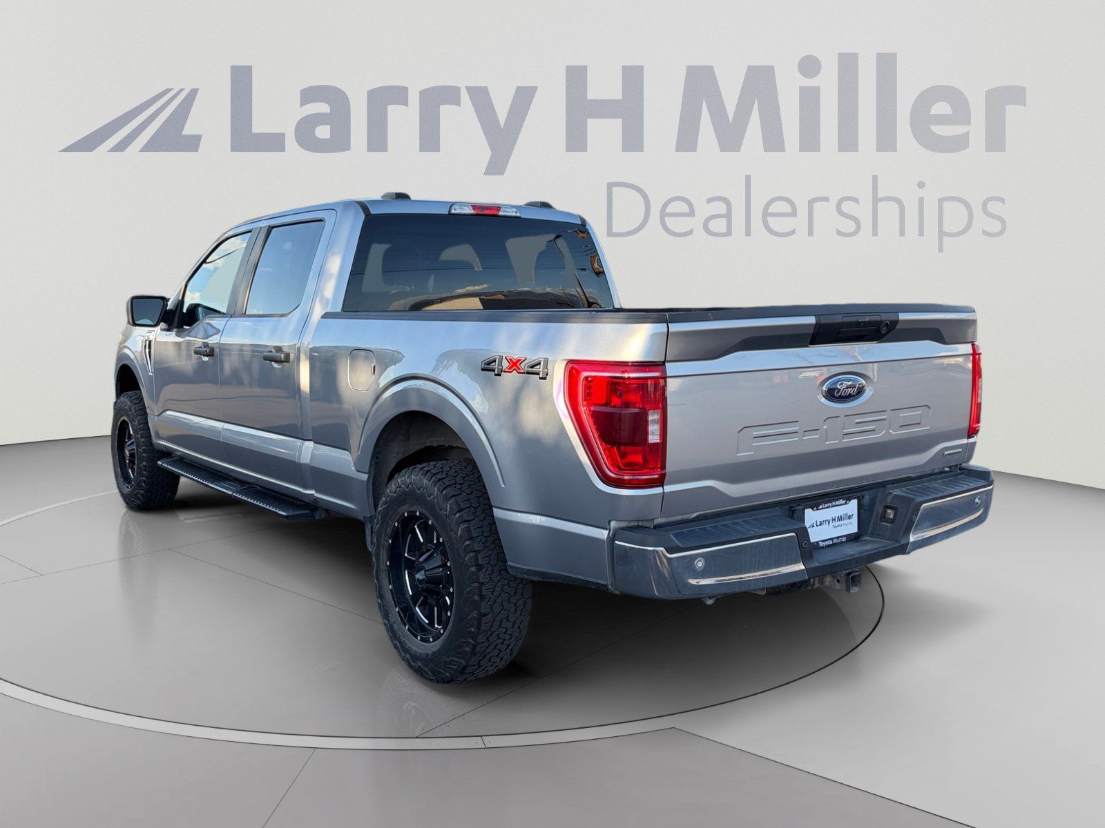 Used 2021 Ford F150 XLT w/ Trailer Tow Package AWD/4WD image 3