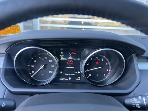 Certified 2020 Land Rover Discovery Landmark image 26