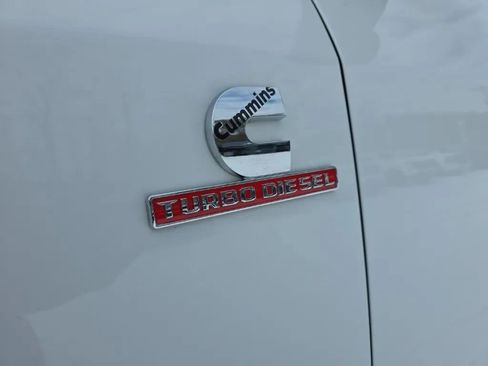 Used 2019 RAM 2500 Big Horn image 10