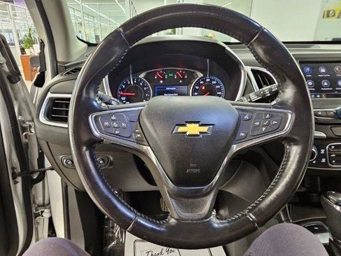 Used 2021 Chevrolet Equinox LT w/ Driver Convenience Package AWD/4WD image 11