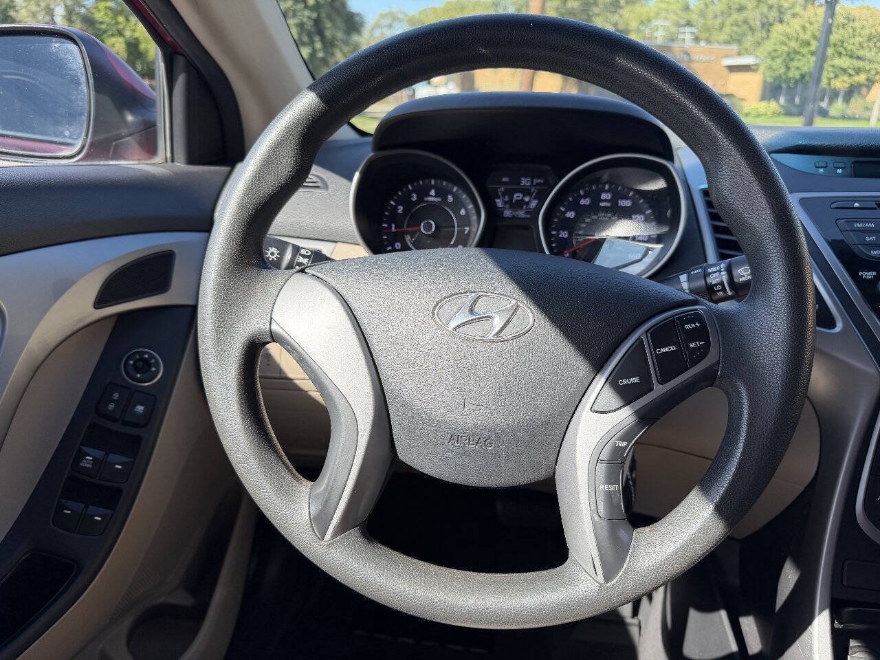 Used 2016 Hyundai Elantra SE FWD image 13