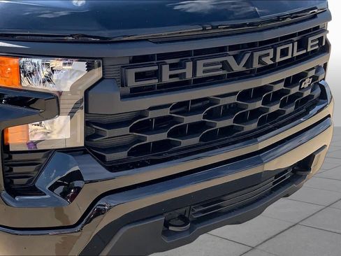 Used 2024 Chevrolet Silverado 1500 Custom w/ Turbomax Blackout Package AWD/4WD image 29