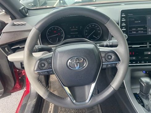 Used 2019 Toyota Avalon Limited w/ Advanced Safety Package FWD image 10