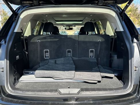 Used 2021 Subaru Ascent Premium w/ Sport Package image 6