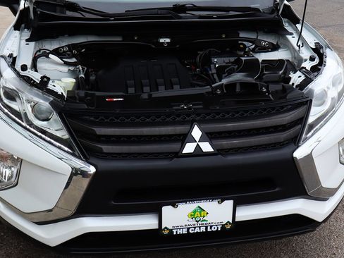 Used 2019 Mitsubishi Eclipse Cross LE AWD/4WD image 58