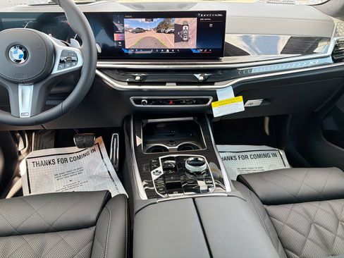 New 2026 BMW X7 xDrive40i w/ Executive Package image 20