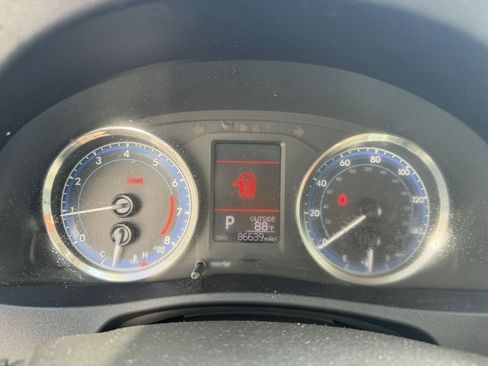 Used 2019 Toyota Corolla LE FWD image 19