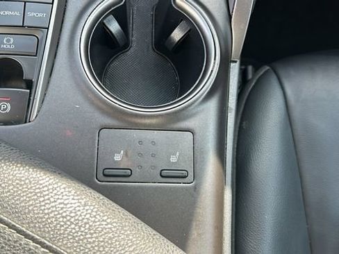 Used 2023 Toyota Camry XSE image 22