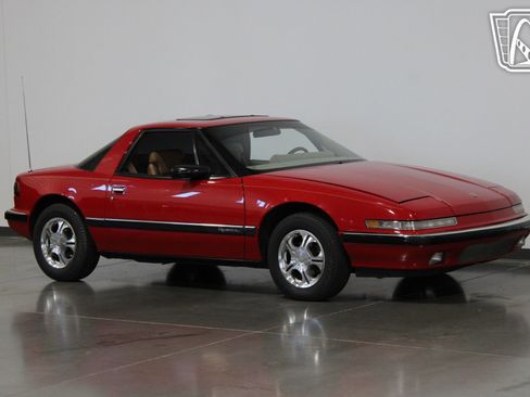 Used 1989 Buick Reatta Coupe image 18