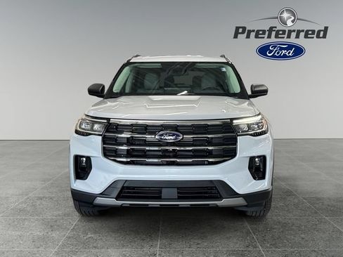 Used 2026 Ford Explorer Active w/ Active Comfort Package AWD/4WD image 11