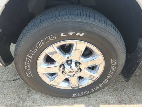 Used 2014 Ford F150 XLT w/ Equipment Group 302A Luxury RWD image 12
