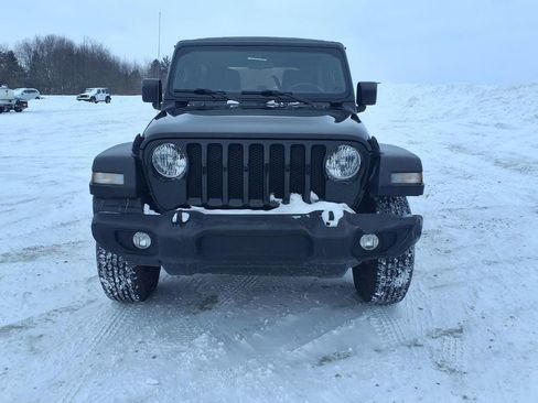 Used 2021 Jeep Wrangler Unlimited Sport image 38