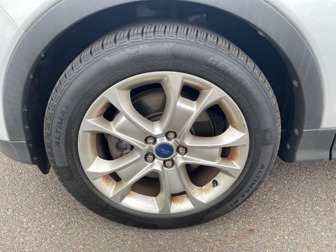 Used 2014 Ford Escape Titanium FWD image 34