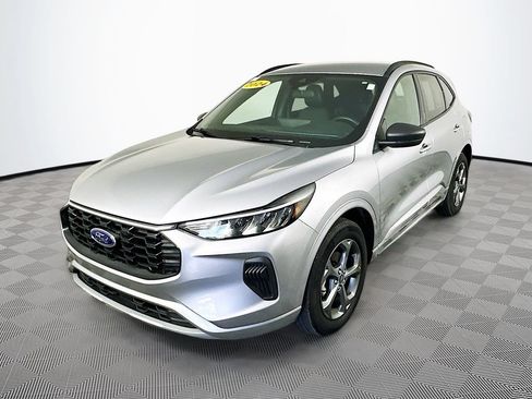 Used 2024 Ford Escape ST-Line w/ Tech Pack #1 AWD/4WD image 5