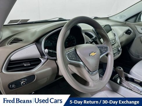 Used 2020 Chevrolet Malibu LS image 11