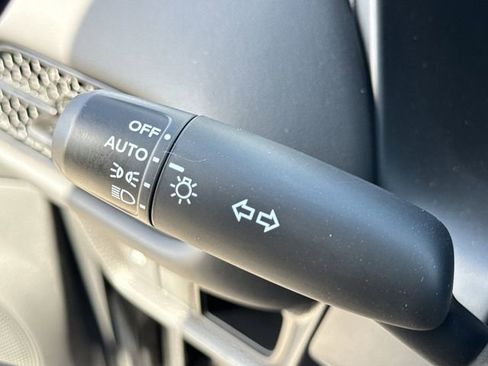 New 2026 Honda HR-V LX image 32