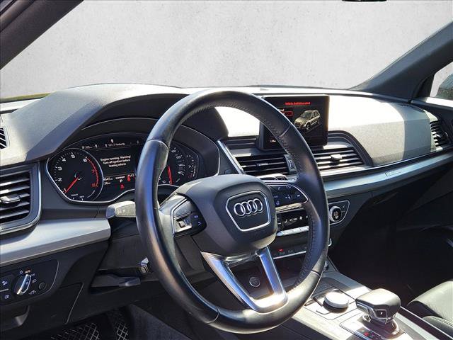 Used 2020 Audi Q5 2.0T Premium w/ Titanium Sport Package AWD/4WD image 11