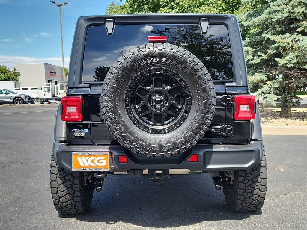Used 2022 Jeep Wrangler Unlimited Rubicon 4xe w/ Cold Weather Group AWD/4WD image 12