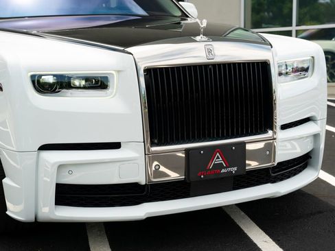 Used 2022 Rolls-Royce Phantom Sedan w/ The Phantom Package RWD image 5