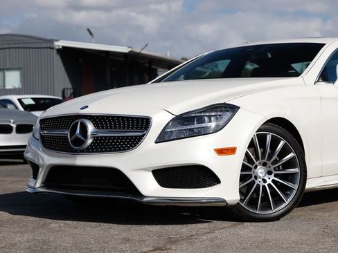 Used 2015 Mercedes-Benz CLS 400 image 41