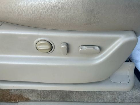 Used 2014 Chevrolet Tahoe LT w/ Luxury Package image 34