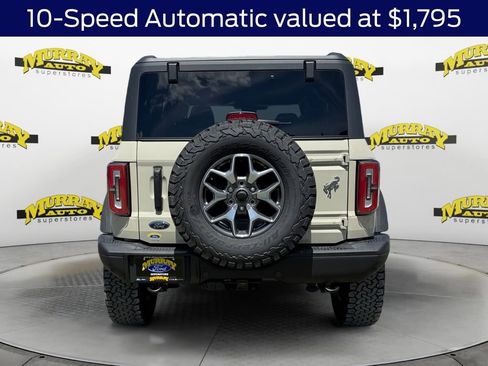 New 2025 Ford Bronco Badlands image 4