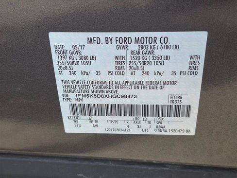 Used 2017 Ford Explorer XLT w/ Equipment Group 202A AWD/4WD image 17