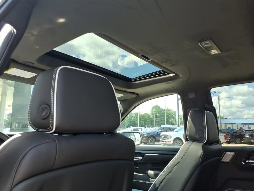 New 2026 GMC Sierra 1500 AT4X AWD/4WD image 16