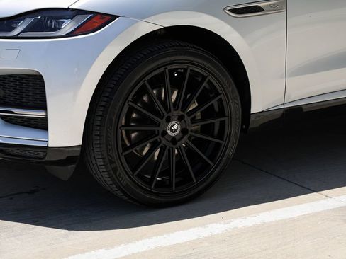 Used 2022 Jaguar F-PACE S AWD/4WD image 31