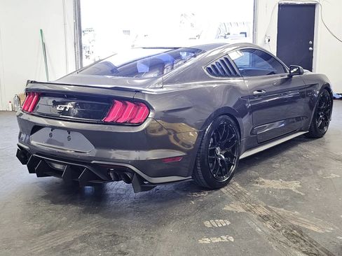 Used 2018 Ford Mustang GT RWD image 4