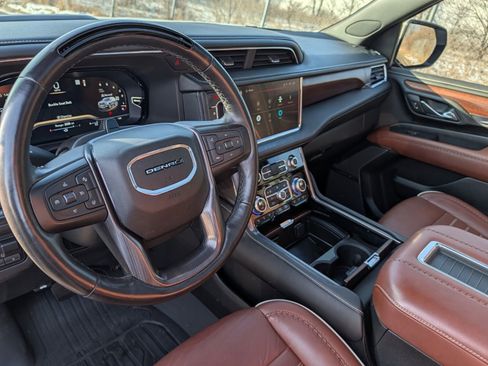 Used 2023 GMC Yukon Denali Ultimate image 37