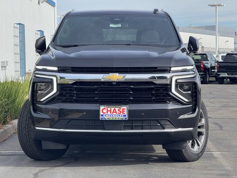 New 2026 Chevrolet Tahoe LS image 2