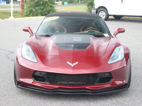 Used 2019 Chevrolet Corvette Z06 RWD image 2