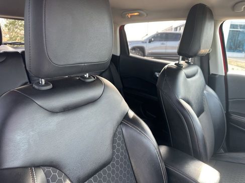 Used 2018 Jeep Compass Latitude w/ Popular Equipment Group image 31