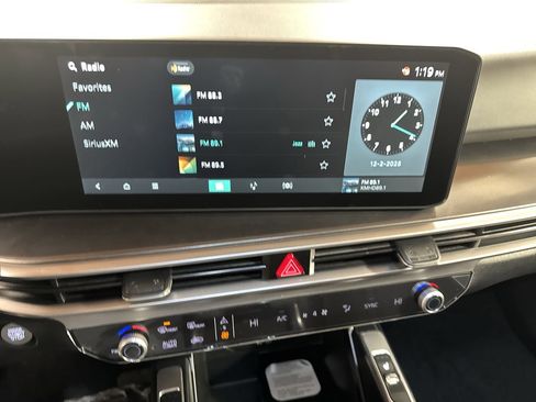 New 2026 Kia Sorento S image 24