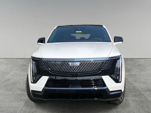 New 2025 Cadillac Escalade IQ Sport 1 w/ Smart Trailering package image 8