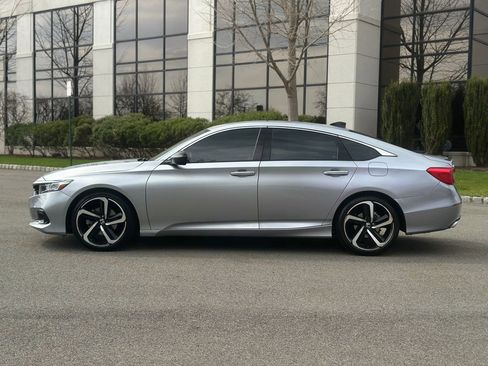 Used 2022 Honda Accord Sport Special Edition image 4
