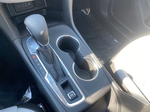 Used 2024 Chevrolet Equinox LS w/ LS Convenience Package image 23